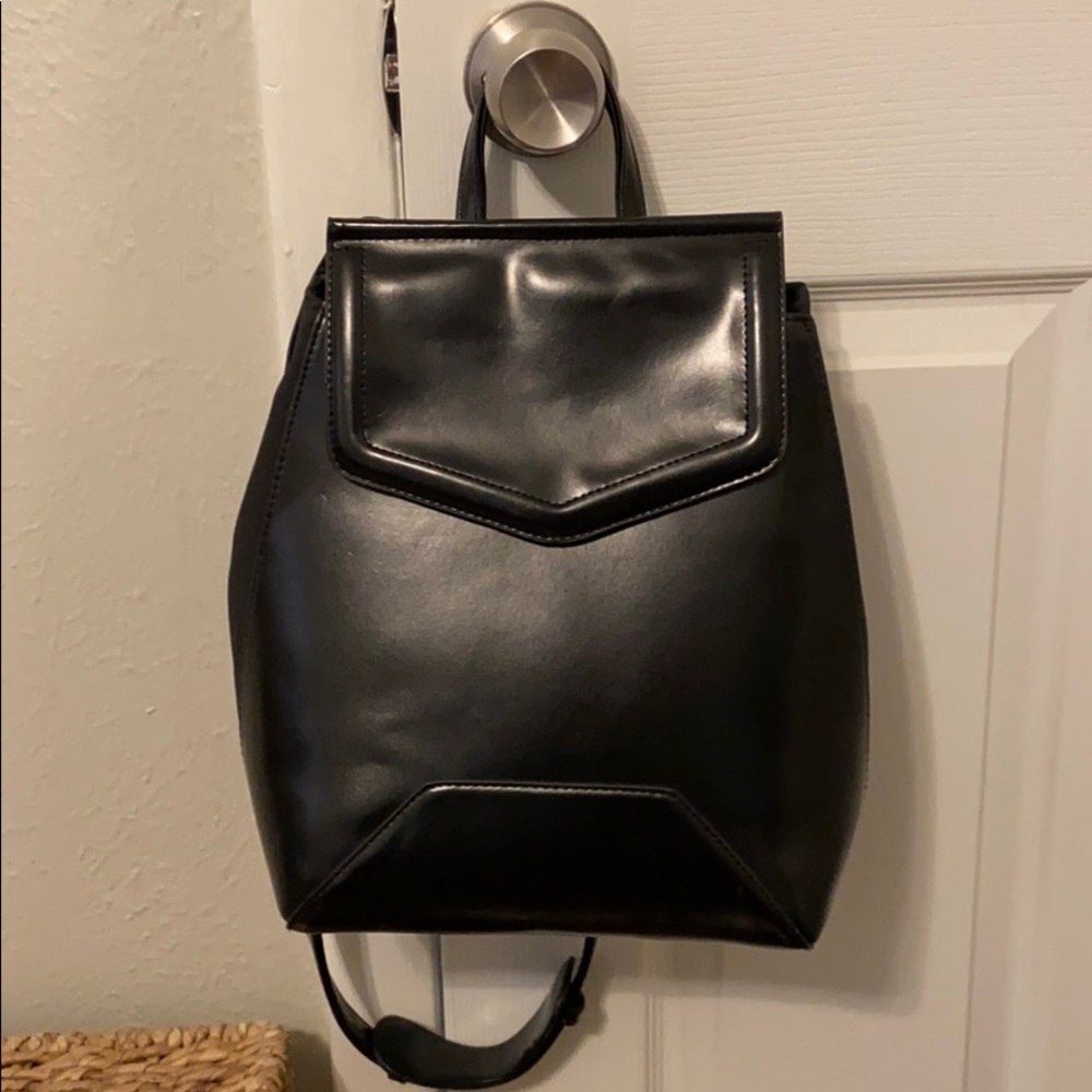 Classy Backpak